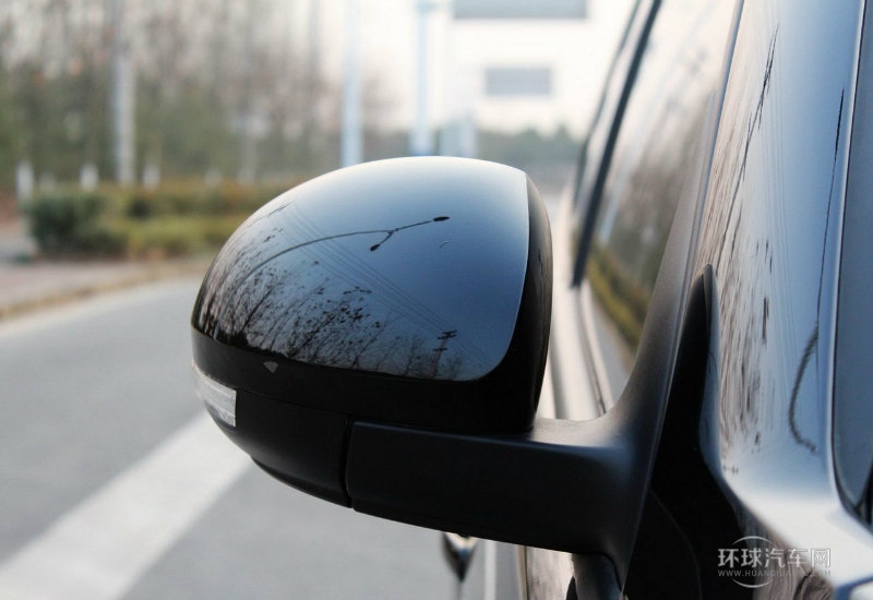 2013款 1.8TSI 手动两驱风尚版