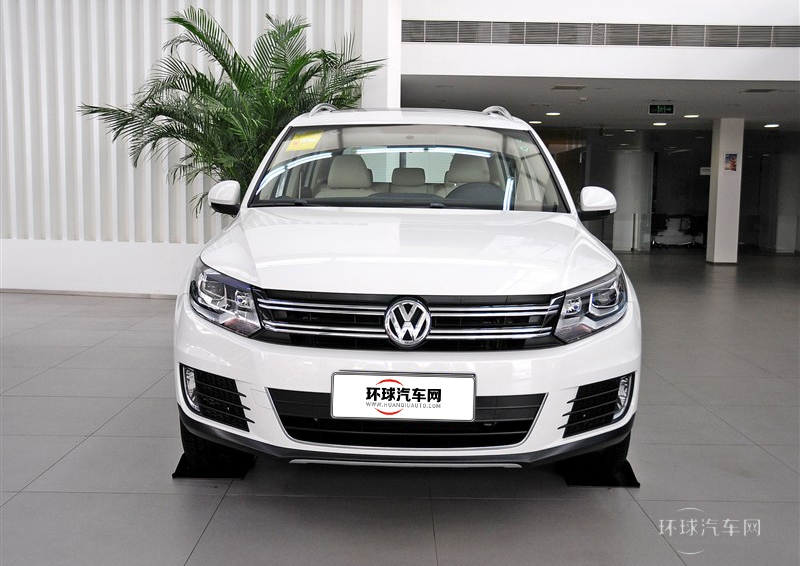 2013款 1.8TSI 自动两驱豪华型