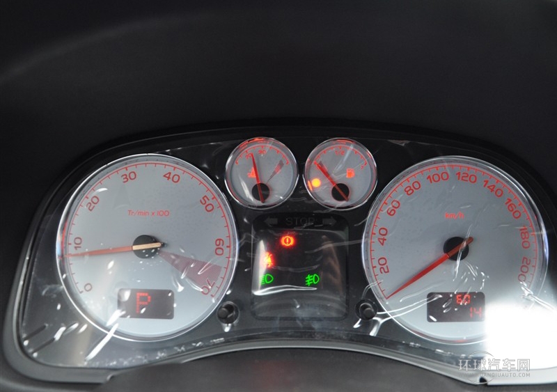 2012款 两厢 1.6L 自动豪华版