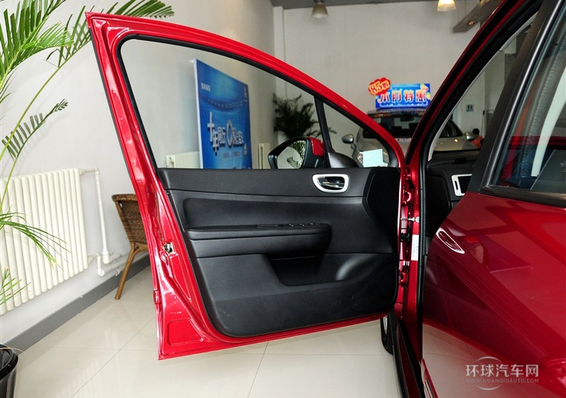 2013款 1.6L 自动CROSS