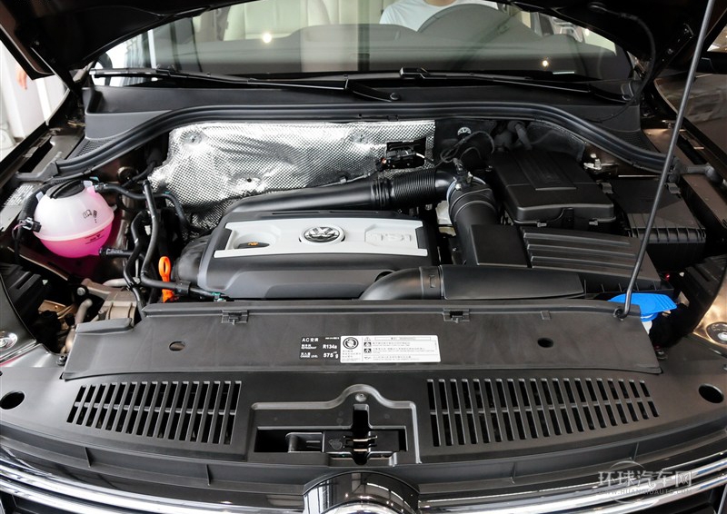2013款 1.8TSI 自动两驱舒适版