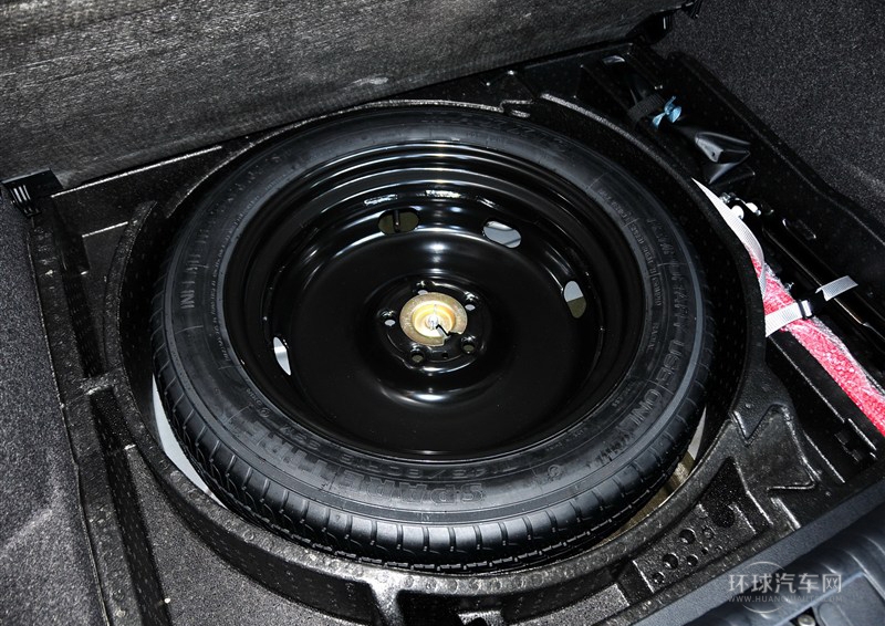 2013款 2.0TSI 自动四驱旗舰版