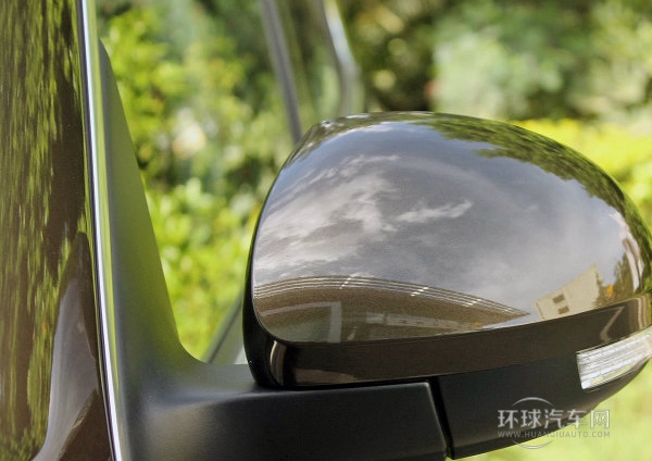 2013款 2.0TSI 自动四驱旗舰版