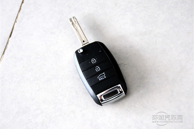 2013款 2.0L 7座自动标准版 国V