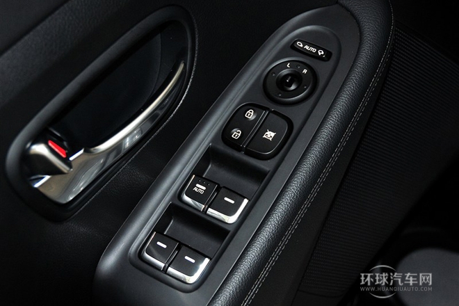 2013款 2.0L 7座自动标准版 国V