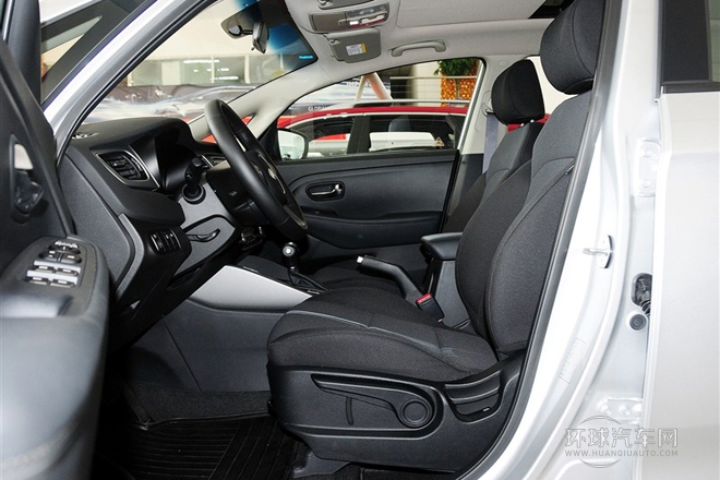 2013款 2.0L 7座自动标准版 国V