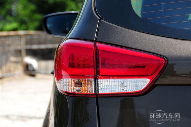 2013款 2.0L 5座自动舒适版 国V