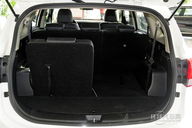 2013款 2.0L 7座自动舒适版 国IV