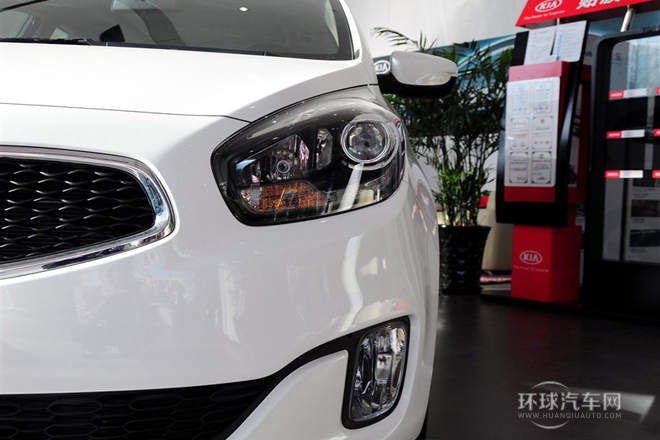 2013款 2.0L 7座自动舒适版 国IV