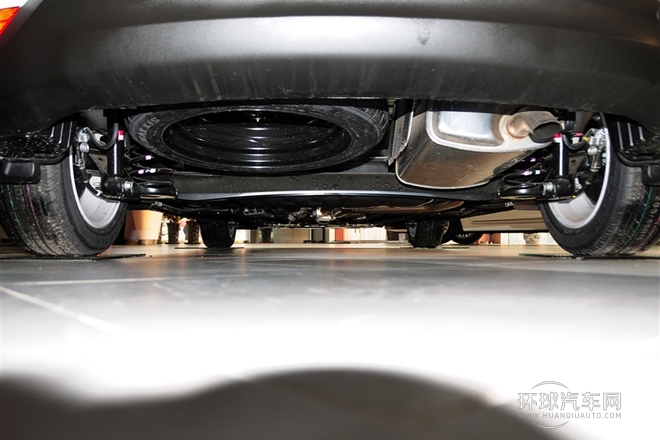 2013款 2.0L 5座自动标准版 国IV