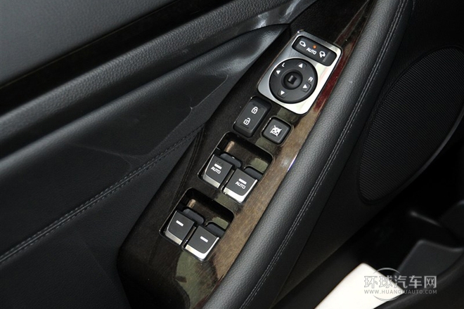 2013款 2.4L 商务天窗型 国IV