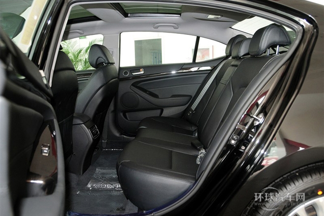 2013款 2.4L 商务天窗型 国IV