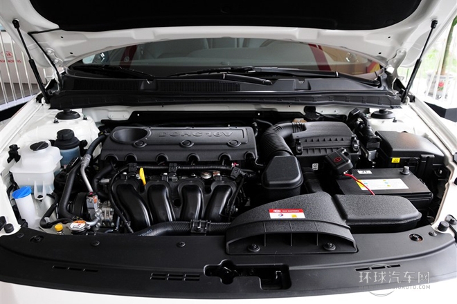 2013款 2.4L 商务天窗型 国V