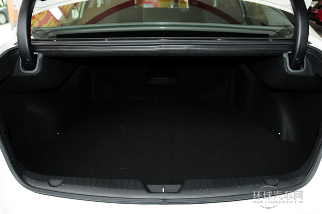 2013款 2.4L 商务天窗型 国V