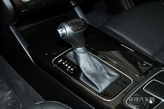 2013款 2.4L 商务天窗型 国V
