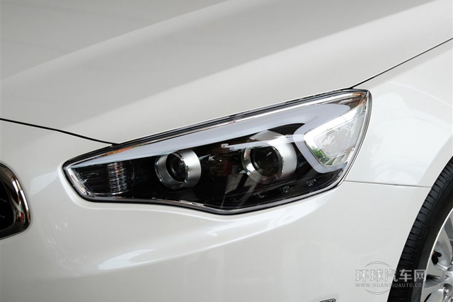 2013款 2.4L 商务天窗型 国V