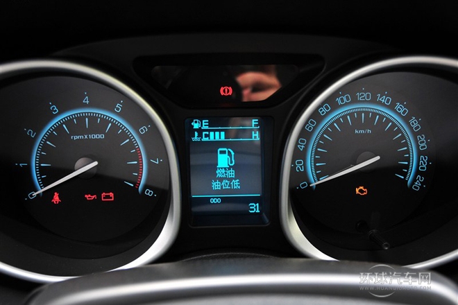 2012款 2.0L 手动两驱精英版