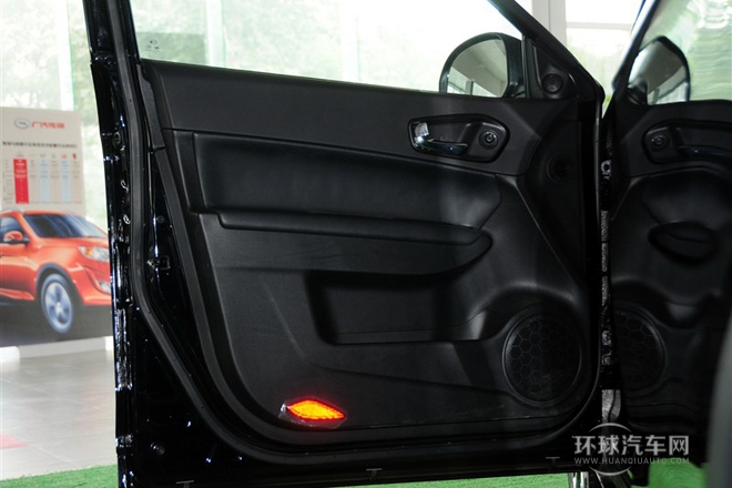 2012款 2.0L 自动两驱精英版