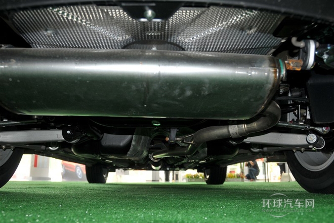 2012款 2.0L 自动两驱尊贵版