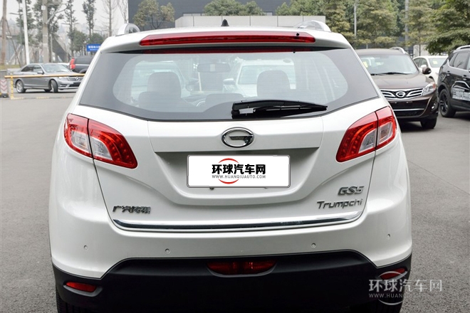2013款 2.0L 自动两驱浅内特别版