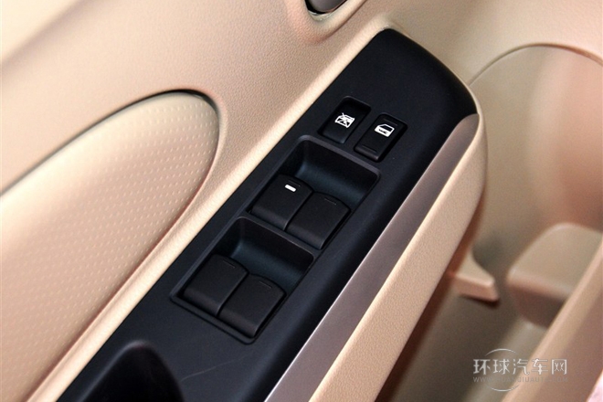2013款 1.6L 手动北斗导航版