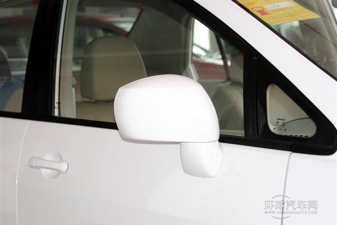 2013款 1.6L 自动豪华版