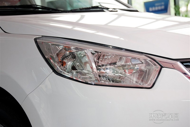 2013款 1.6L 自动豪华版