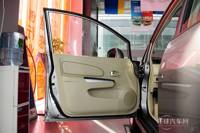 2013款 1.6L 手动豪华版