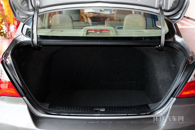 2013款 1.6L 手动豪华版