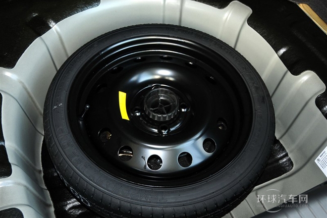 2013款 1.8 SE舒适版 MT