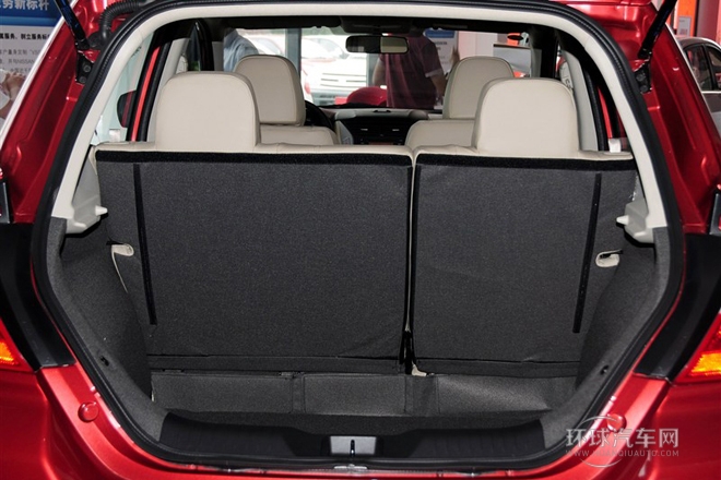 2013款 1.6L 手动豪华版