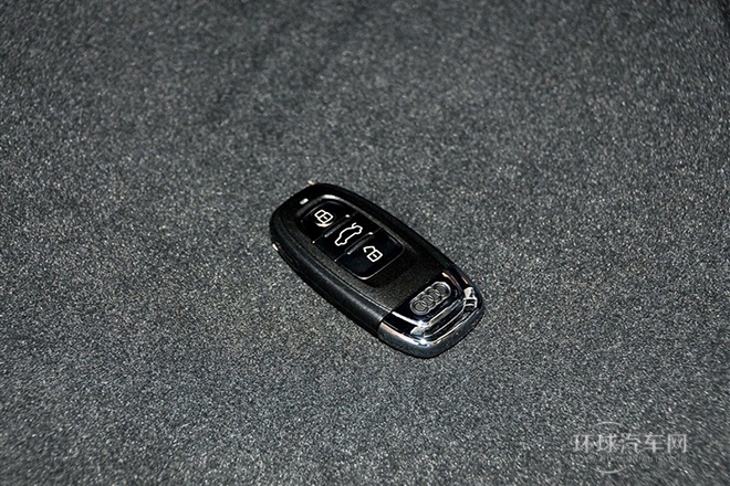 2013款 40 TFSI 舒适型
