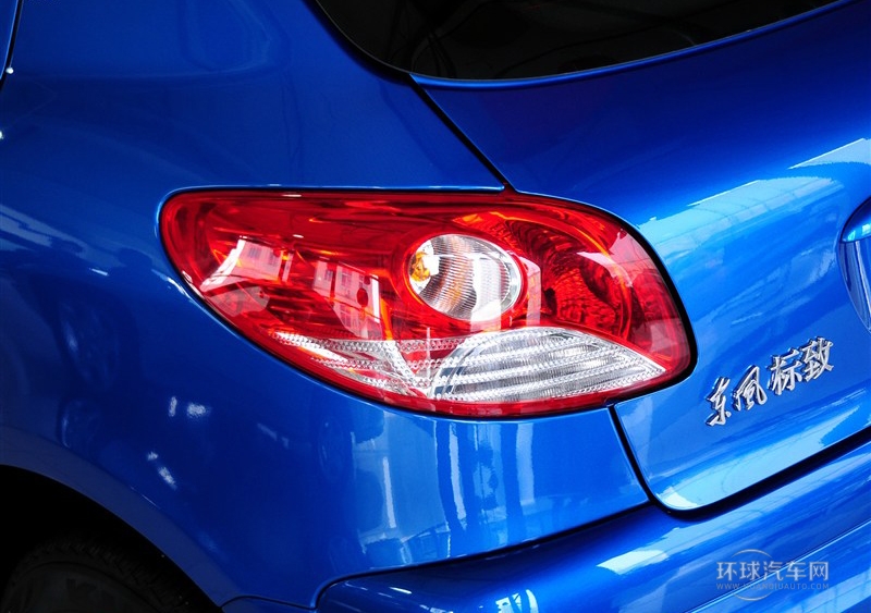 2013款 CROSS 1.4L 手动驭乐型