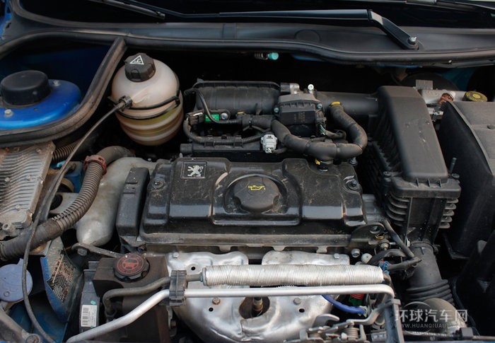 2011款 两厢 1.6L 手动驭乐版