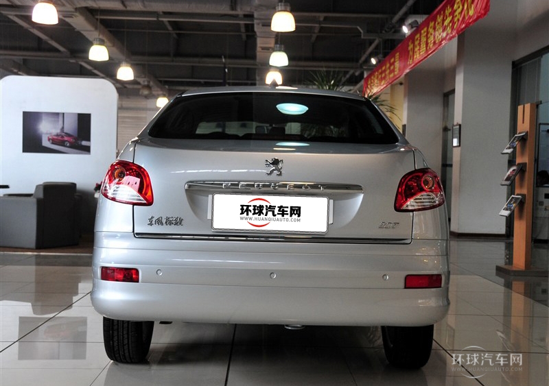 2011款 三厢 1.4L 手动驭乐版