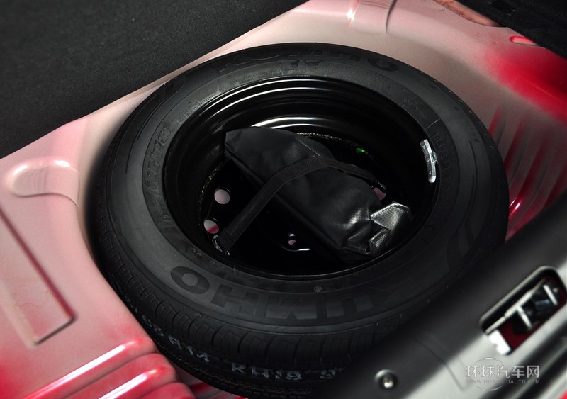 2011款 三厢 1.6L 手动驭乐版