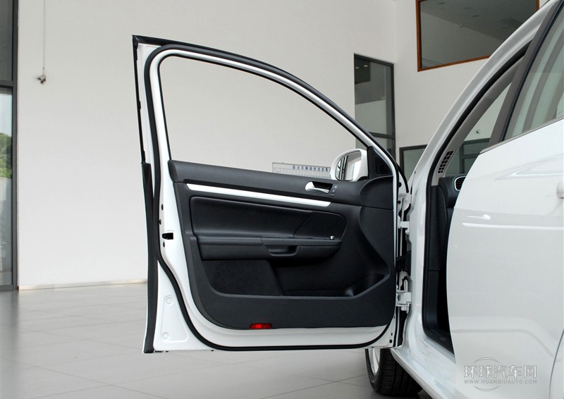 2011款 1.4TSI 豪华旅行版