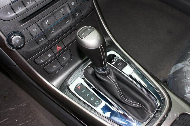 2014款 1.6T 自动豪华版