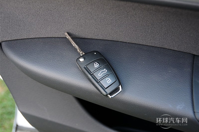 2013款 35 TFSI 进取型