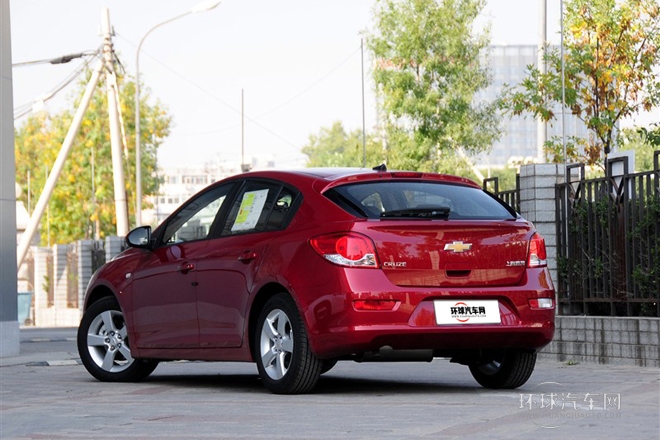 2013款 掀背 1.6L 手动豪华型