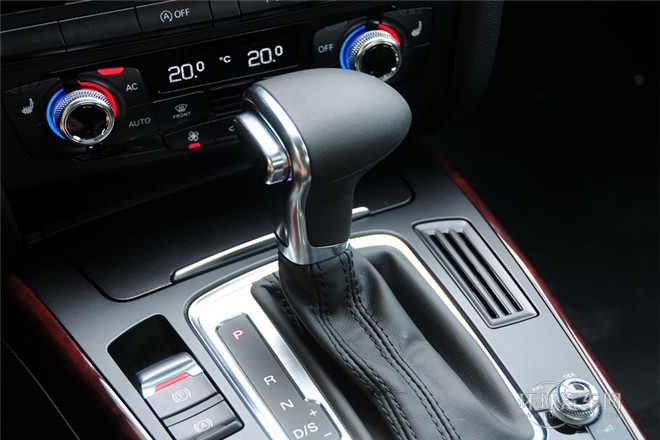 2013款 35 TFSI 自动技术型