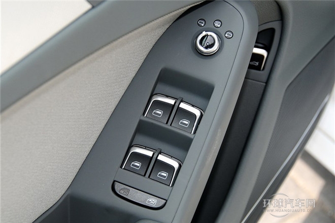 2013款 35 TFSI 自动标准型