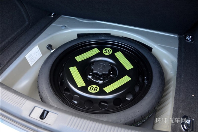 2013款 30 TFSI 自动舒适型
