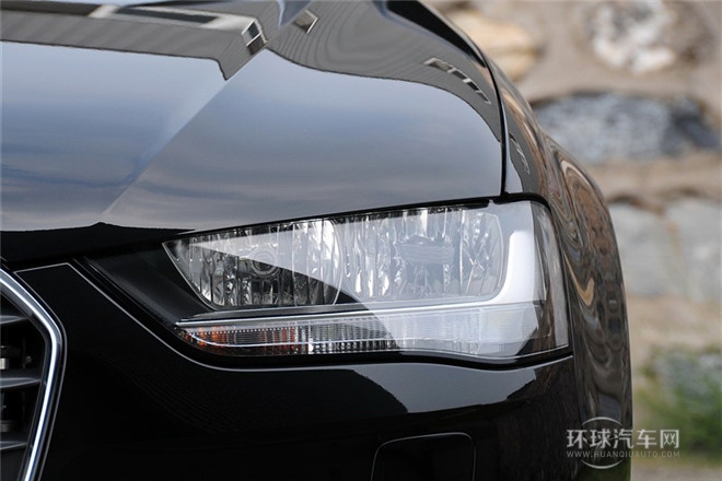 2013款 30 TFSI 手动舒适型