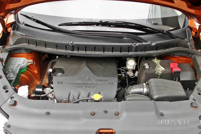 2014款 1.5L 手动尊享型
