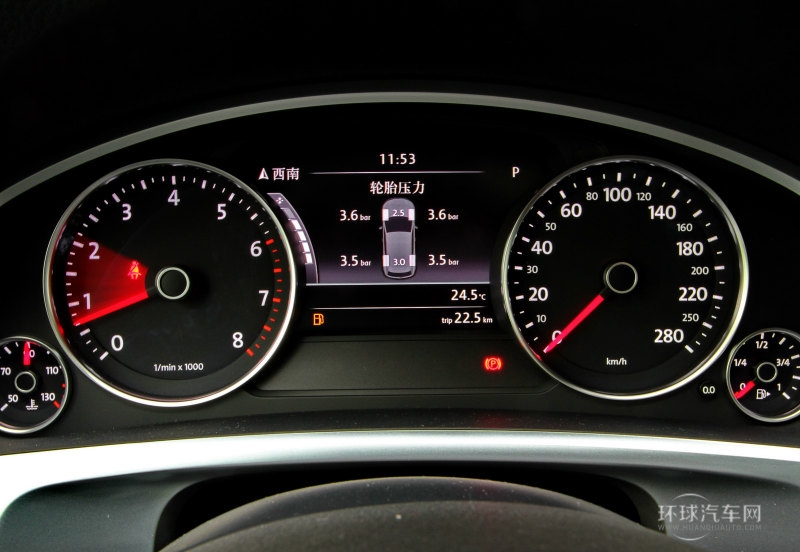 2013款 3.0TSI V6 限量奢华版