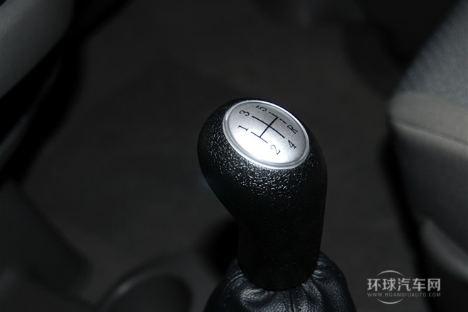 2014款 M3 1.6L 7座豪华型