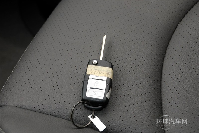 2014款 M5 Q3 2.0L 7座长轴豪华型