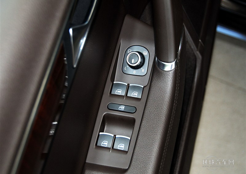 2012款 旅行版 2.0TSI 舒适型