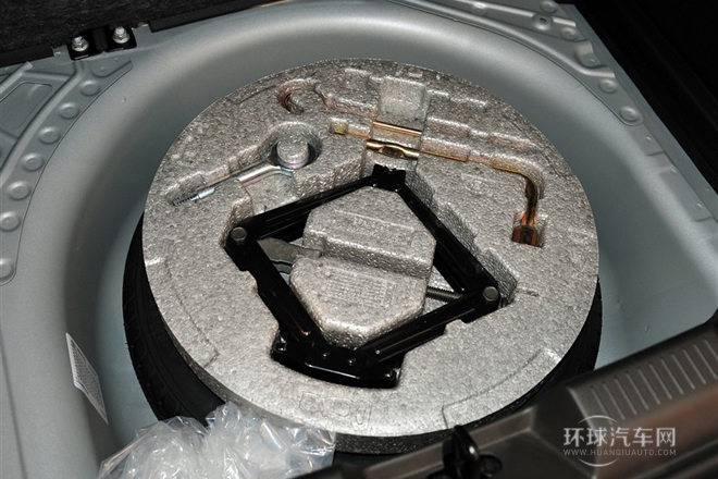 2011款 两厢 1.4L MT SL